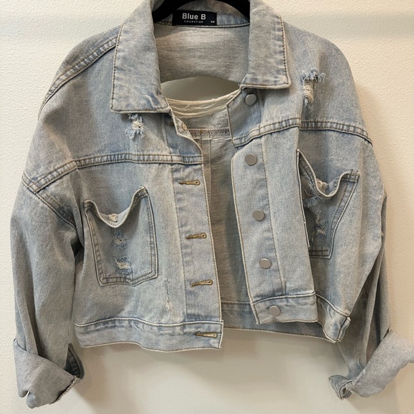 Rhinestone Fringe Denim Jacket
BLUE B. Size s/m - Picture 3 of 4